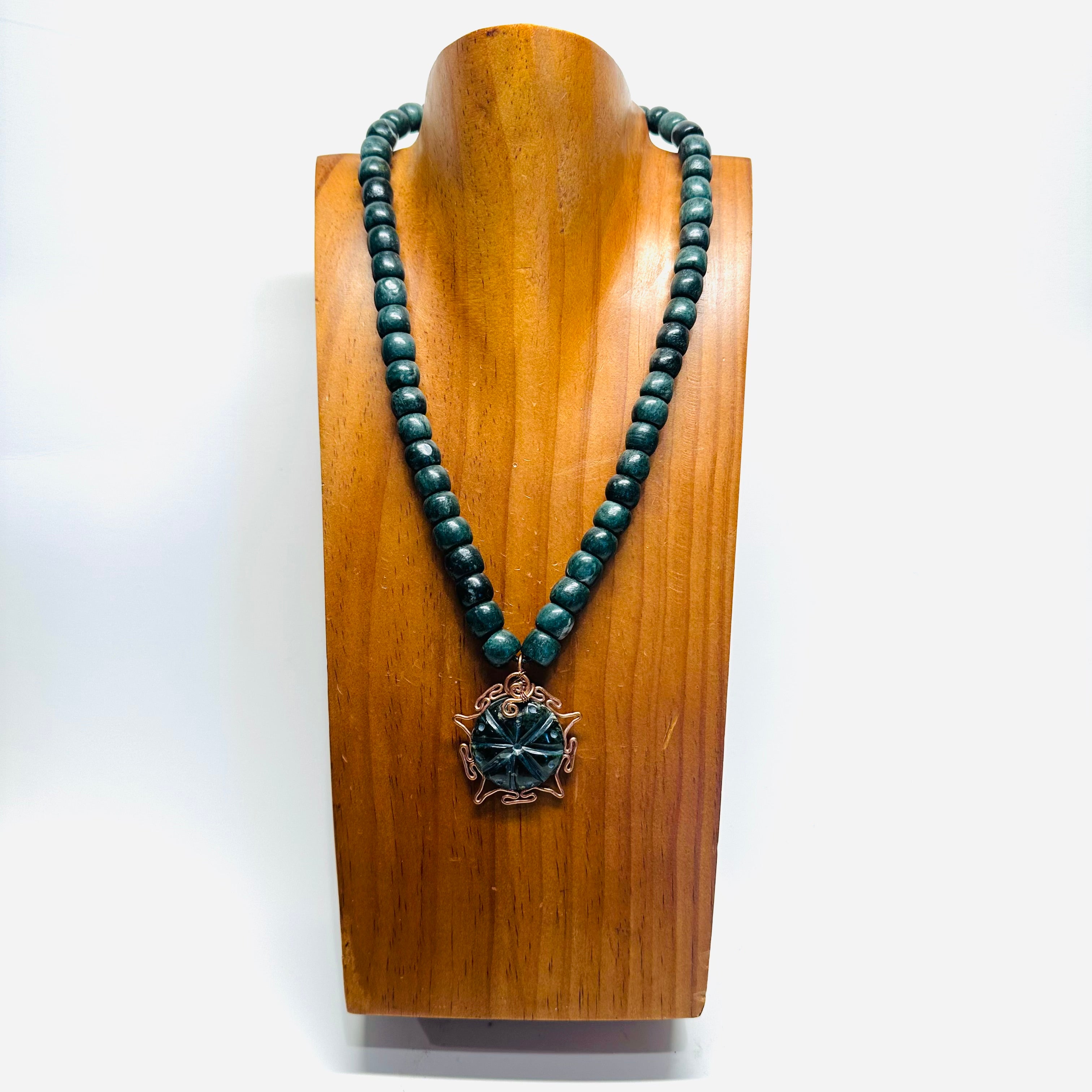 Necklace - Guatamala Jade Peyote 30