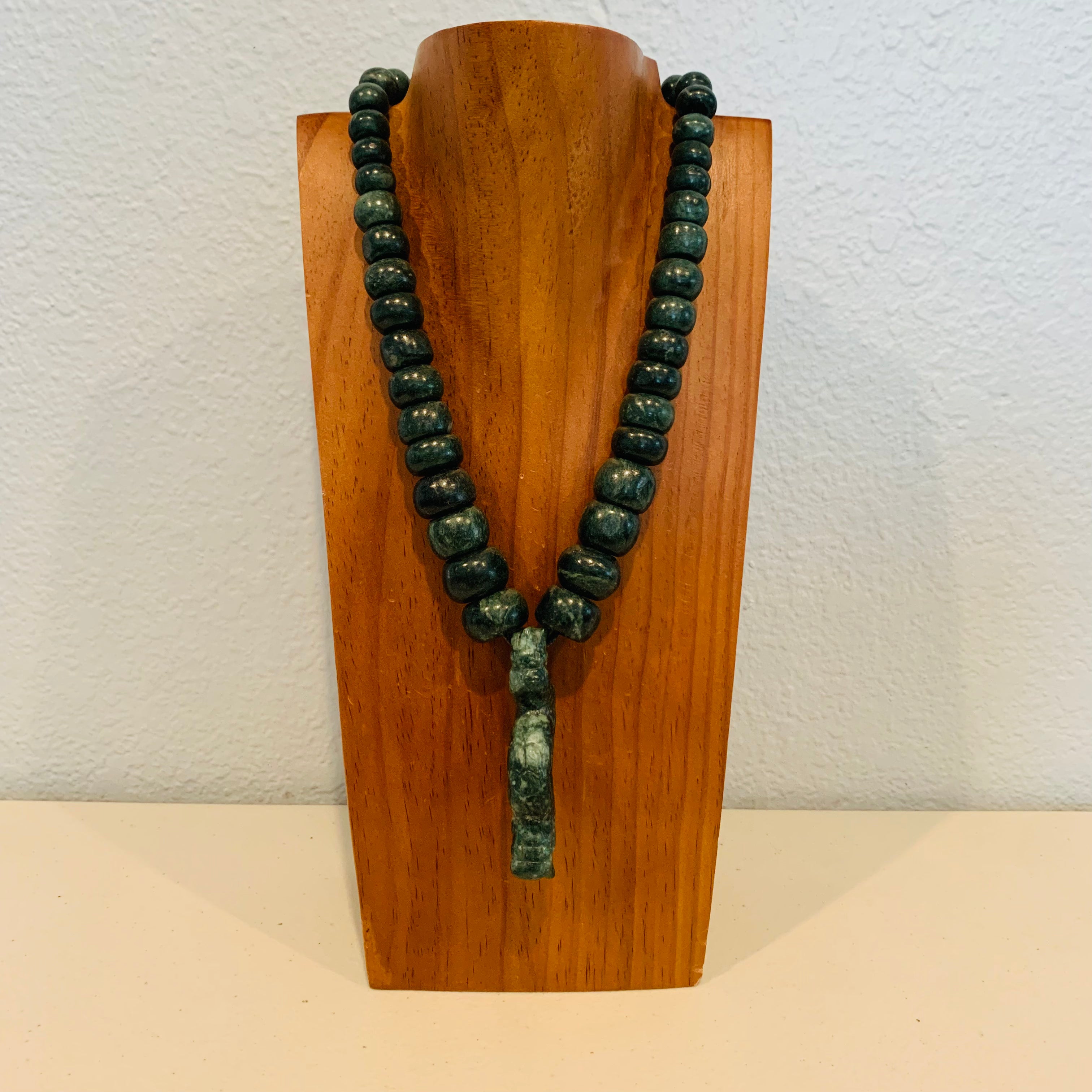 Necklace - Guatemalan Jade necklace w Quetzalcoatl (Snake) pendent