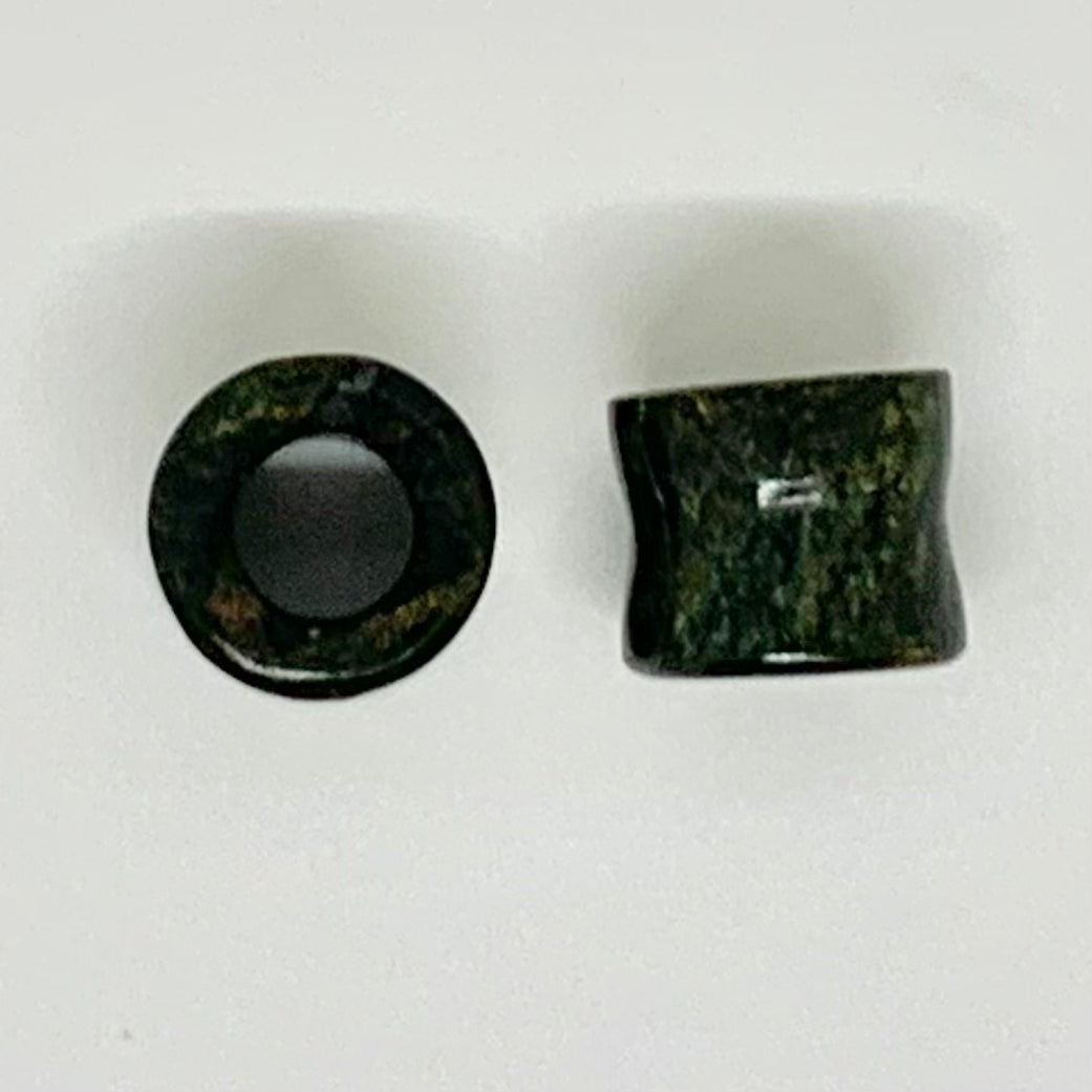 Earrings Jade plugs 11/16” (18 mm)
