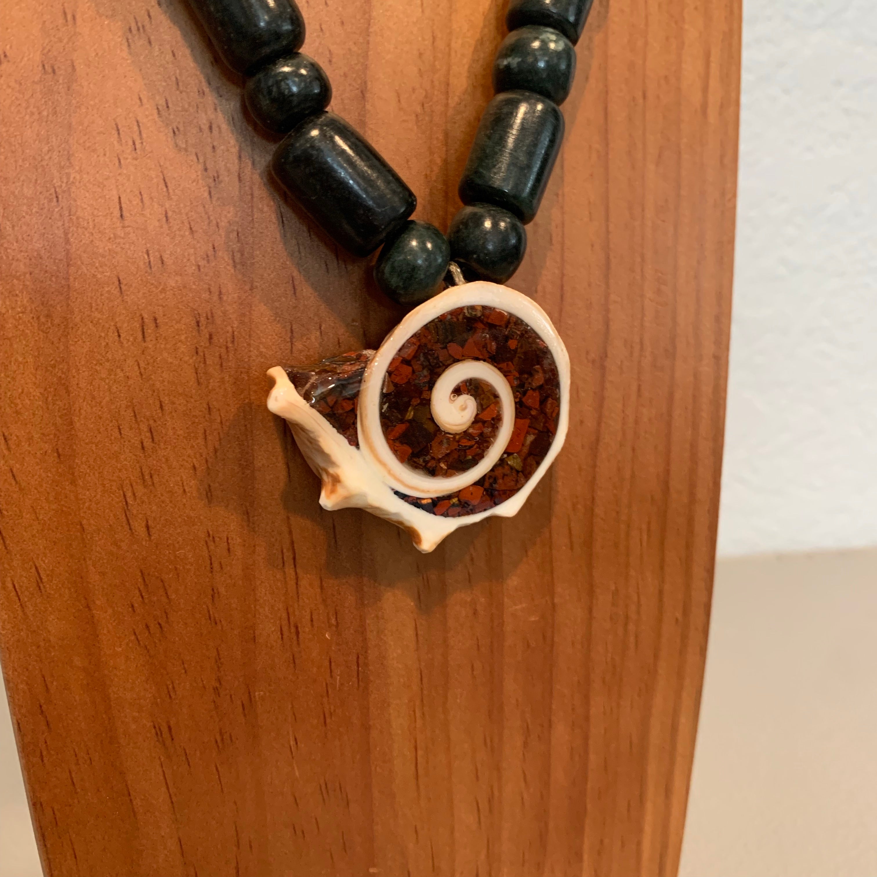 Necklace - Guatamala Jade w Enlayed shell 12