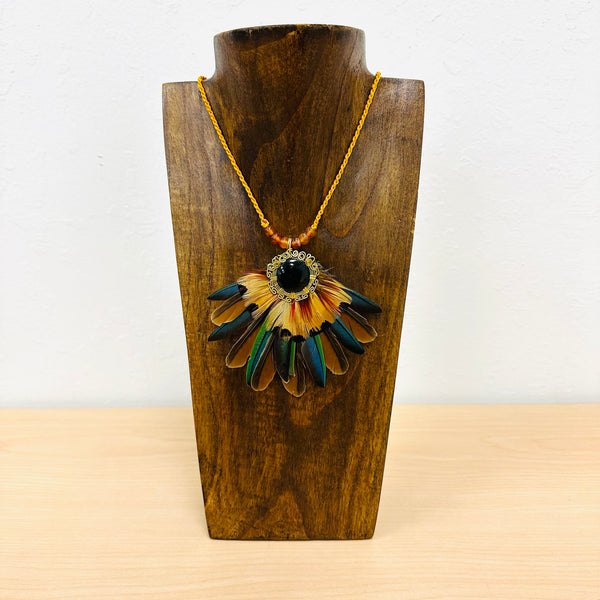 Necklace - Feather Pendant 3