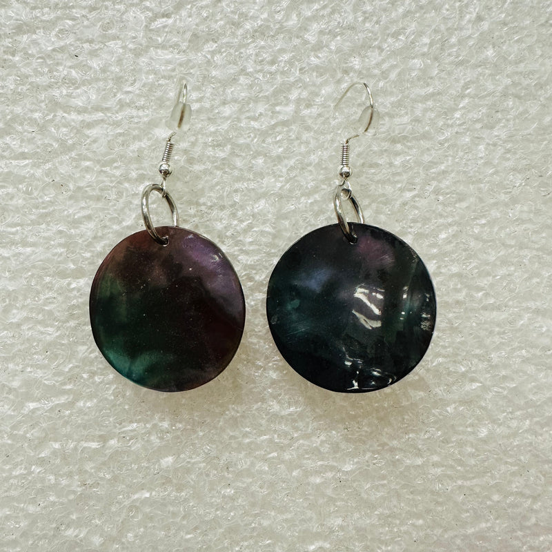 Shell Earrings - Black Mother of Pearl - 3 cm - Circle