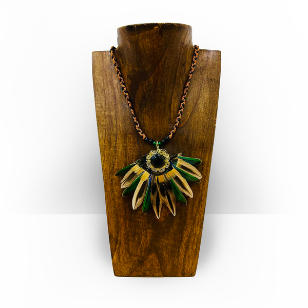 Necklace - Feather Pendant 4