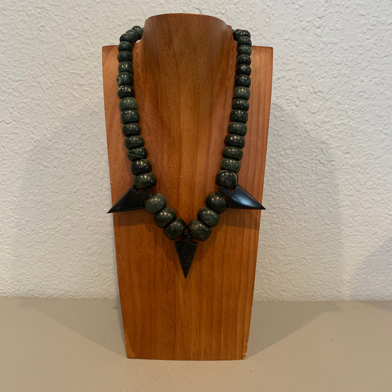 Necklace- Guatemala Jade w arrowheads