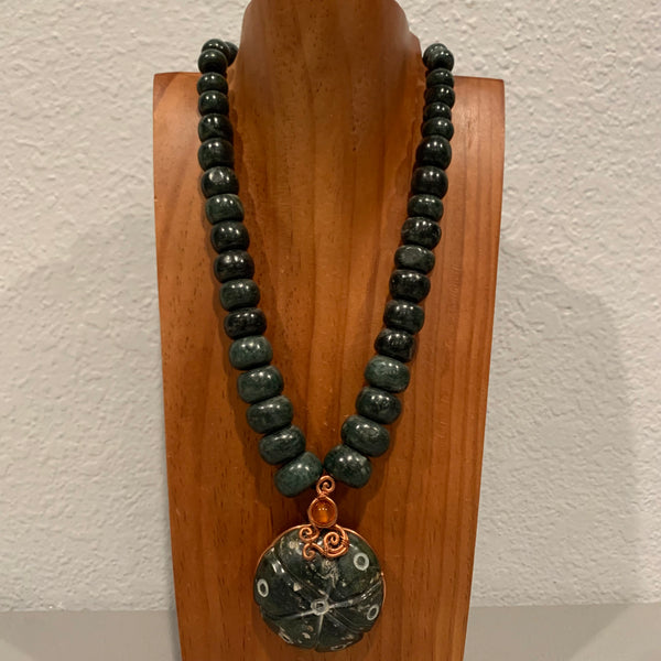 Necklace - Guatamala Jade Peyote 22