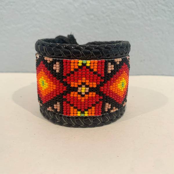 Beaded n leather bracelet 33