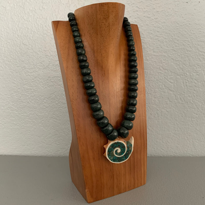 Necklace - Guatamala Jade w Enlayed shell 2