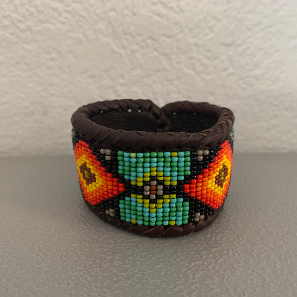 Beaded n leather bracelet 76