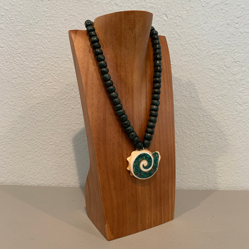 Necklace - Guatamala Jade w Enlayed shell