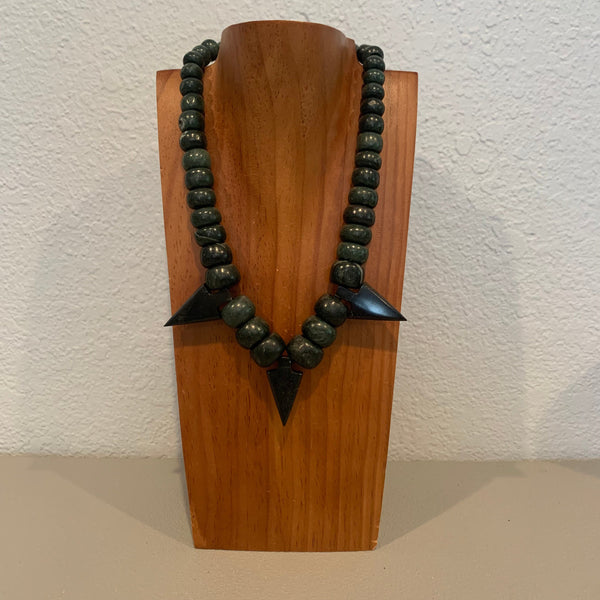 Necklace- 38" Guatemala Jade w arrowheads