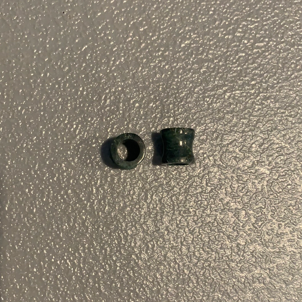 Earrings Jade plugs 00G