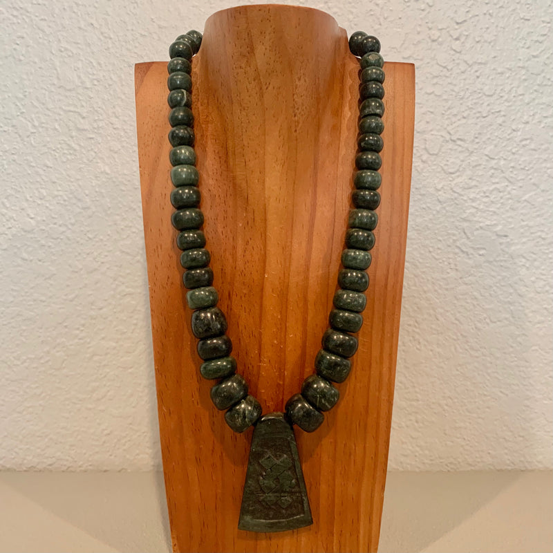 Necklace - Guatamala Jade ollin 2