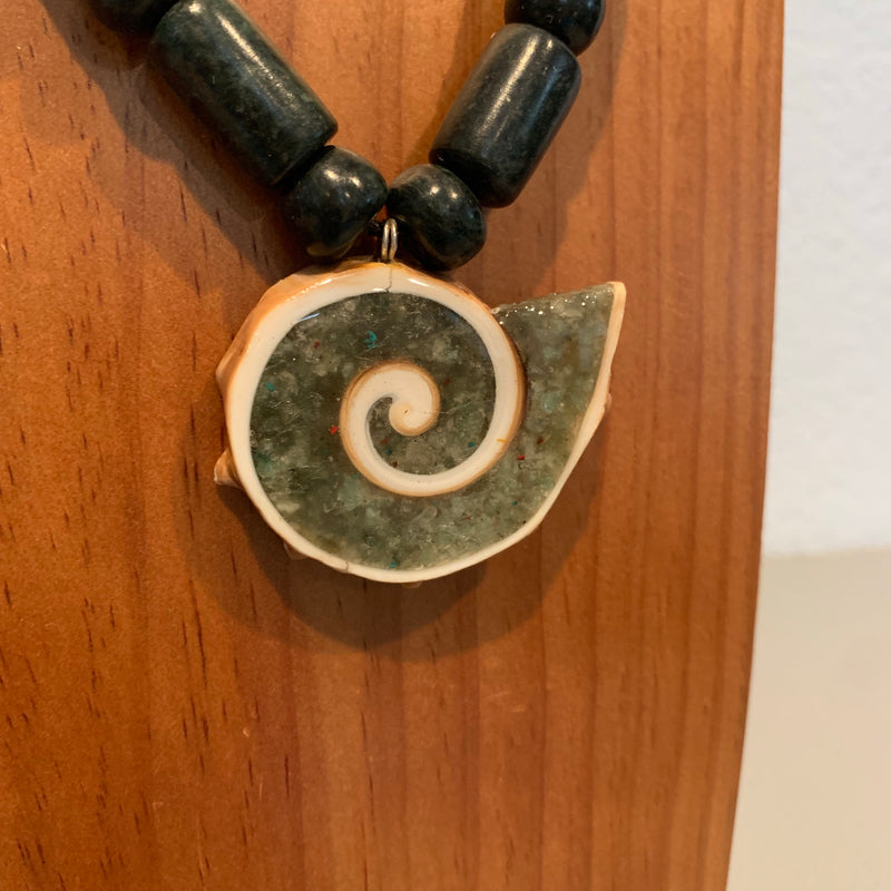 Necklace - Guatamala Jade w Enlayed shell 10
