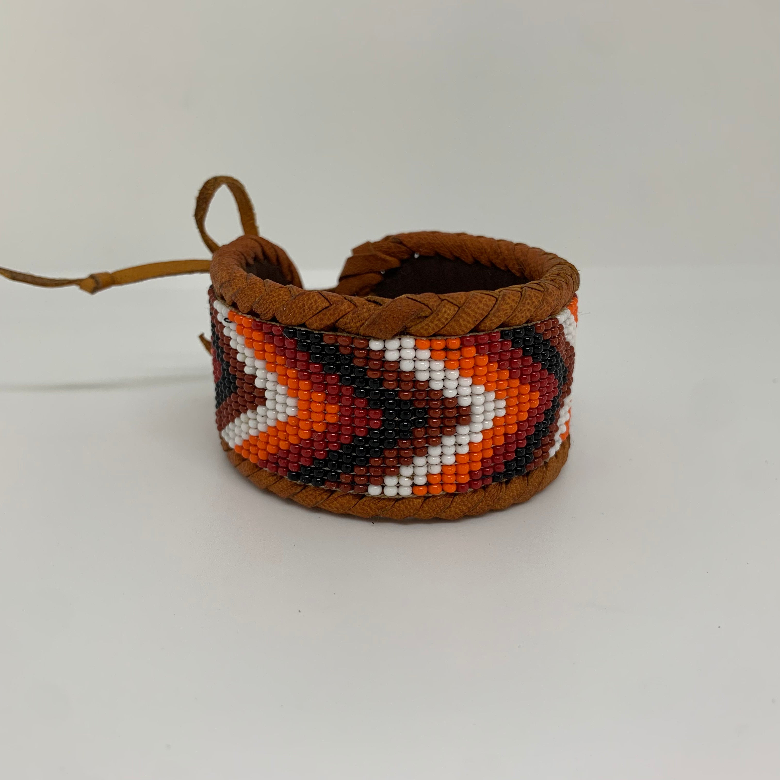 Beaded n leather bracelet 134