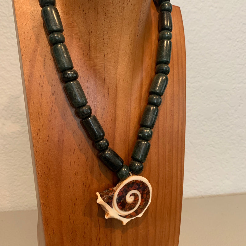 Necklace - Guatamala Jade w Enlayed shell 12