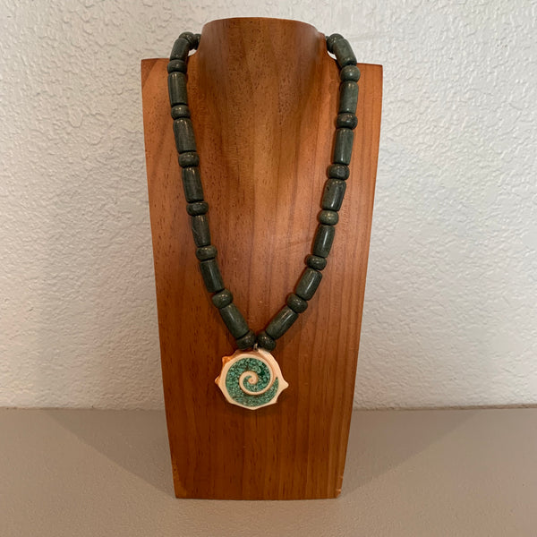 Necklace - Guatamala Jade w Enlayed shell 16