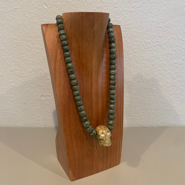 Necklace - Guatamala Jade and Skull pendent 3
