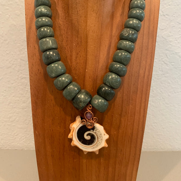 Necklace - Guatamala Jade & Caracol