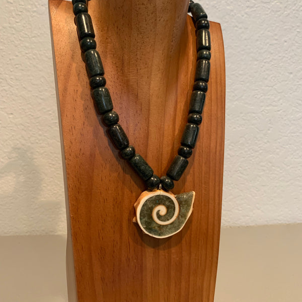 Necklace - Guatamala Jade w Enlayed shell 10