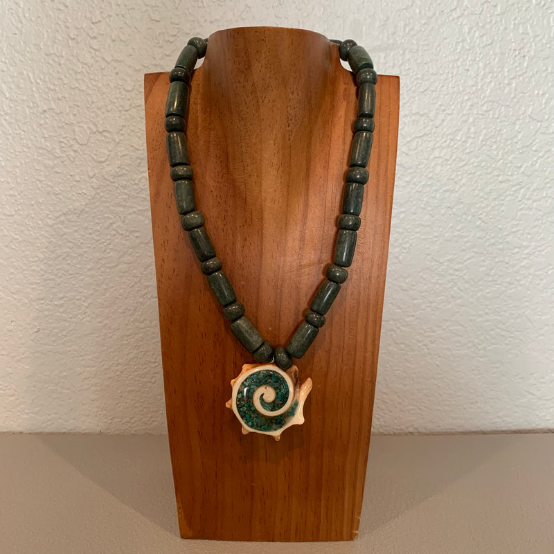 Necklace - Guatamala Jade w Enlayed shell 15