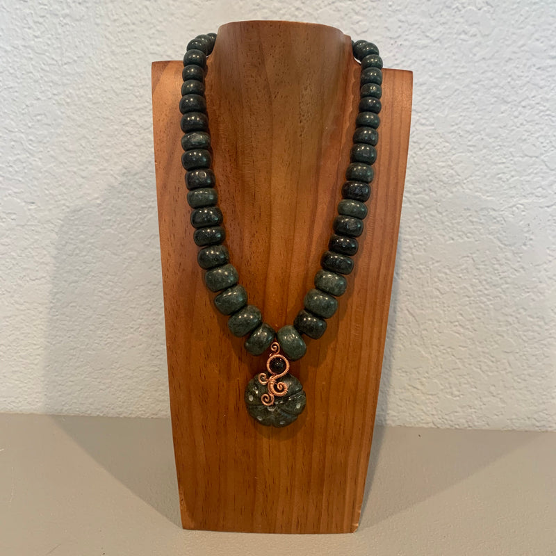 Necklace - Guatamala Jade Peyote 19